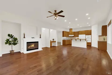 706 Eldridge Ave, Vacaville, CA 95688 photo 24