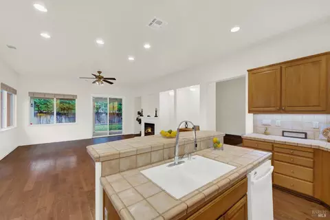 706 Eldridge Ave, Vacaville, CA 95688 photo 19
