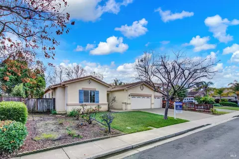 706 Eldridge Ave, Vacaville, CA 95688 photo 4