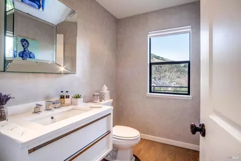 Bath - 57 Bridgegate Dr, San Rafael, CA 94903 photo 2 of 13