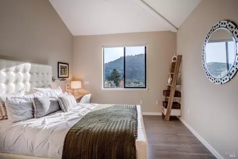 Bedroom - 57 Bridgegate Dr, San Rafael, CA 94903 photo 6 of 8