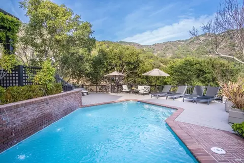Exterior - 57 Bridgegate Dr, San Rafael, CA 94903 photo 11 of 35