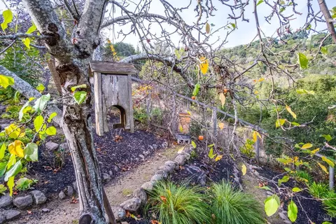 Exterior - 57 Bridgegate Dr, San Rafael, CA 94903 photo 35 of 35