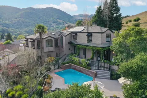 57 Bridgegate Dr, San Rafael, CA 94903