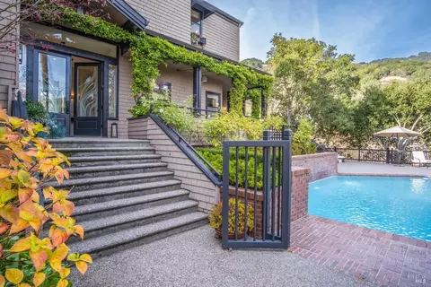 Exterior - 57 Bridgegate Dr, San Rafael, CA 94903 photo 7 of 35