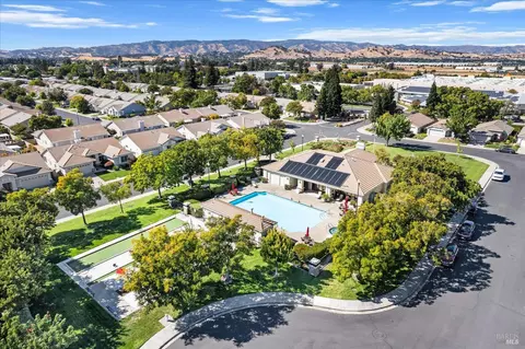 View/Area - 220 Mandarin Cir, Vacaville, CA 95687 photo 1 of 3