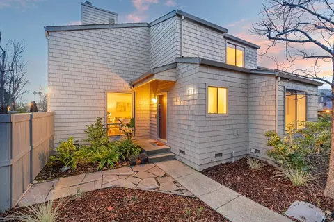 154 Sandpiper Cir, Corte Madera, CA 94925