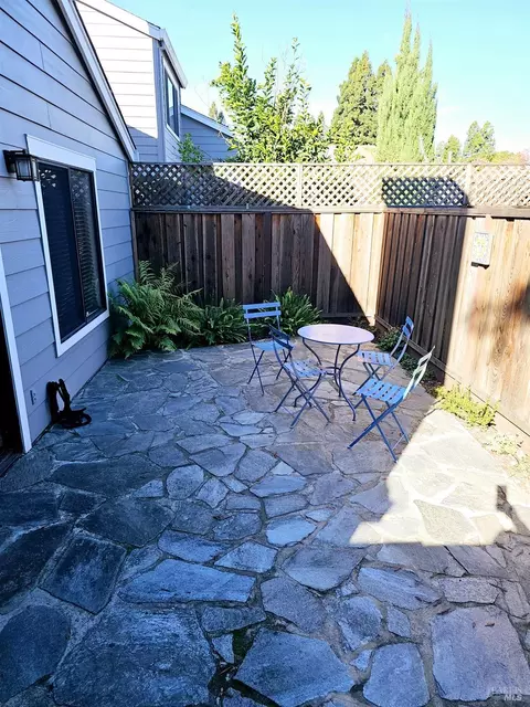 114 Coventry, Hercules, CA 94547 photo 14