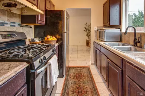 1414 Roleen Dr, Vallejo, CA 94589 photo 8
