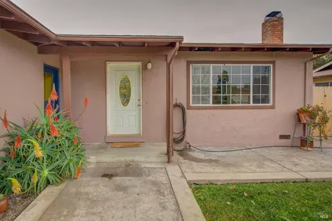 1414 Roleen Dr, Vallejo, CA 94589 photo 3