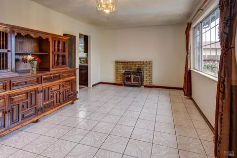 1414 Roleen Dr, Vallejo, CA 94589 photo 5