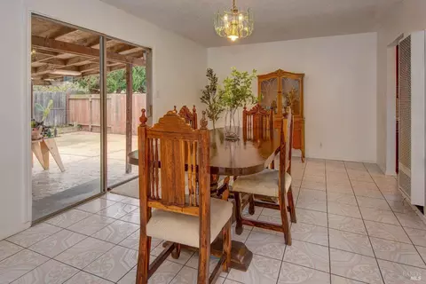 1414 Roleen Dr, Vallejo, CA 94589 photo 9