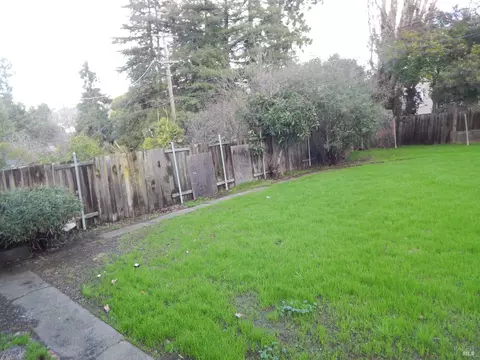 530 Annette Ave, Vallejo, CA 94591 photo 19