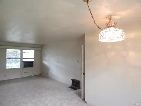 530 Annette Ave, Vallejo, CA 94591 photo 5