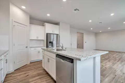 2920 Sugar Pine St, Fairfield, CA 94533 photo 10