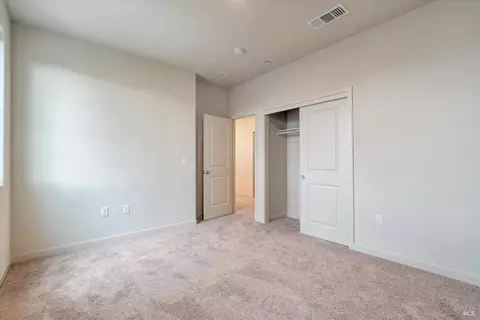 2920 Sugar Pine St, Fairfield, CA 94533 photo 12