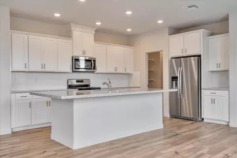 2916 Sugar Pine St, Fairfield, CA 94533 photo 7