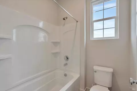 2916 Sugar Pine St, Fairfield, CA 94533 photo 13