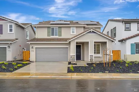 2916 Sugar Pine St, Fairfield, CA 94533