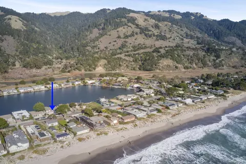 129 Seadrift Rd, Stinson Beach, CA 94970
