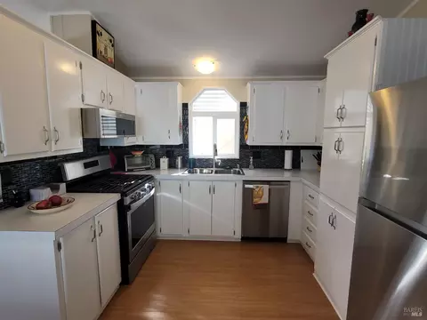 175 Bluejay Way, Santa Rosa, CA 95409 photo 2
