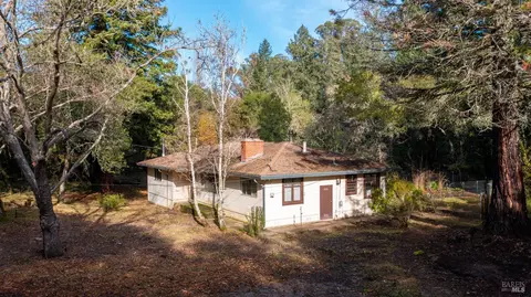 6210 Guerneville Rd, Sebastopol, CA 95472