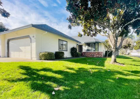 345 Singing Brook Cir, Santa Rosa, CA 95409
