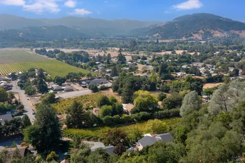 View/Area - 30500 River Rd, Cloverdale, CA 95425 photo 8 of 11