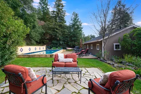 Exterior - 30500 River Rd, Cloverdale, CA 95425 photo 15 of 17