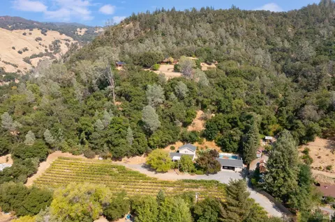 View/Area - 30500 River Rd, Cloverdale, CA 95425 photo 6 of 11