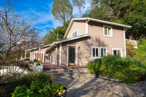 Exterior - 30500 River Rd, Cloverdale, CA 95425 photo 13 of 17