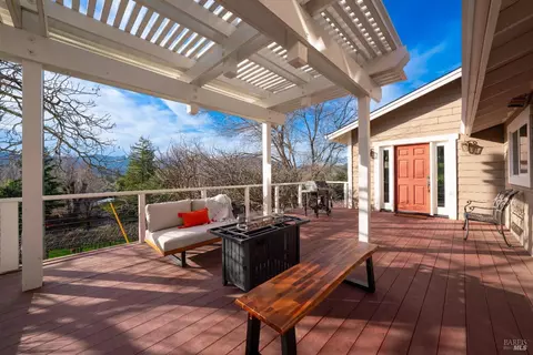 Exterior - 30500 River Rd, Cloverdale, CA 95425 photo 11 of 17