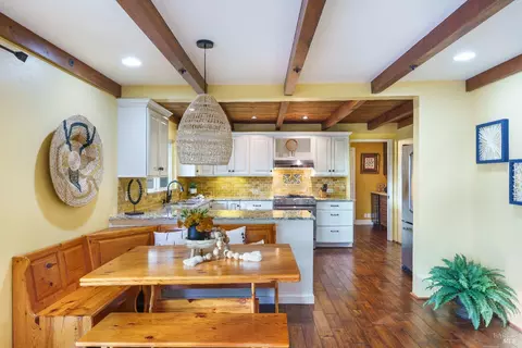Kitchen - 30500 River Rd, Cloverdale, CA 95425 photo 2 of 8
