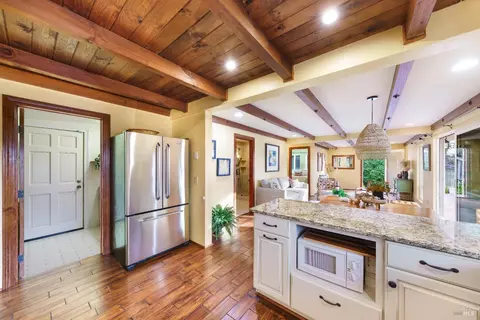 Kitchen - 30500 River Rd, Cloverdale, CA 95425 photo 7 of 8