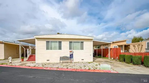 82 Barcelona Cir, Fairfield, CA 94533