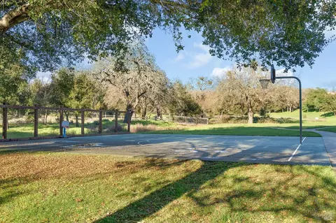 219 Cayetano Dr, Windsor, CA 95492 photo 37