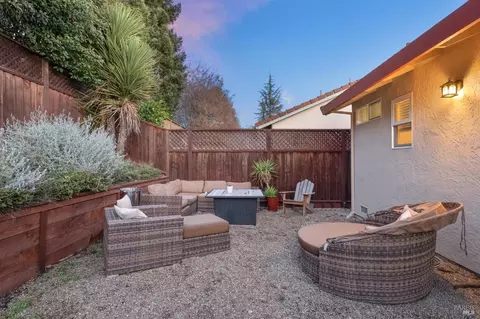 219 Cayetano Dr, Windsor, CA 95492 photo 33