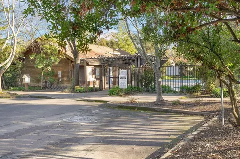219 Cayetano Dr, Windsor, CA 95492 photo 38