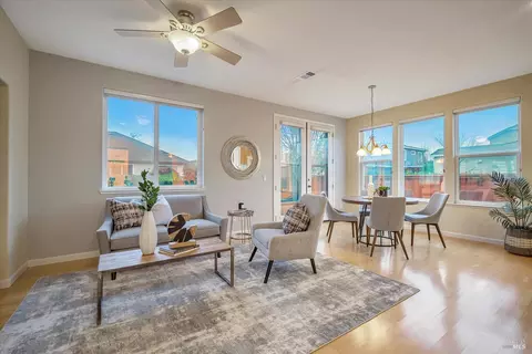 102 Bouquet Cir, Windsor, CA 95492 photo 10