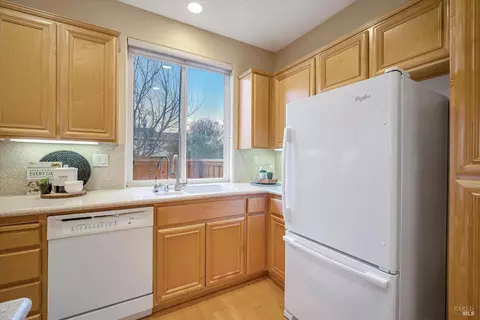 102 Bouquet Cir, Windsor, CA 95492 photo 19