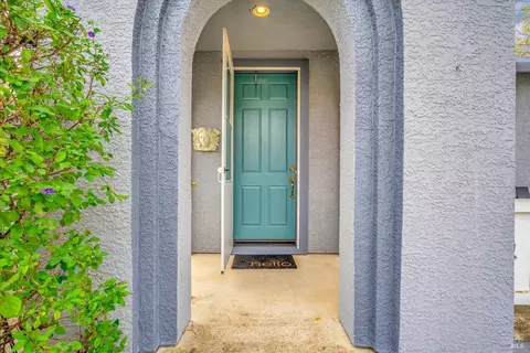 102 Bouquet Cir, Windsor, CA 95492 photo 4