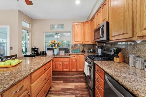 337 Samantha Pl, Vacaville, CA 95687 photo 8