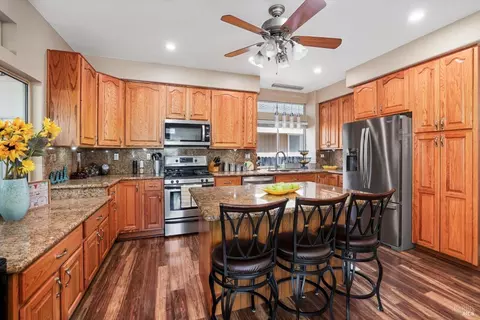337 Samantha Pl, Vacaville, CA 95687 photo 6