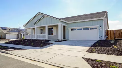 1482 Daffodil Dr, Brentwood, CA 94513