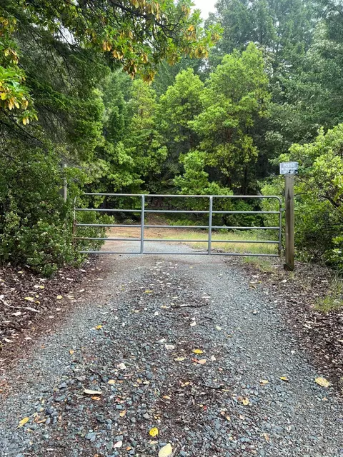52350 N Hwy 101, Laytonville, CA 95454