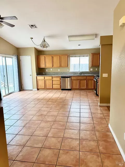 815 Bounds Dr, Dixon, CA 95620 photo 7