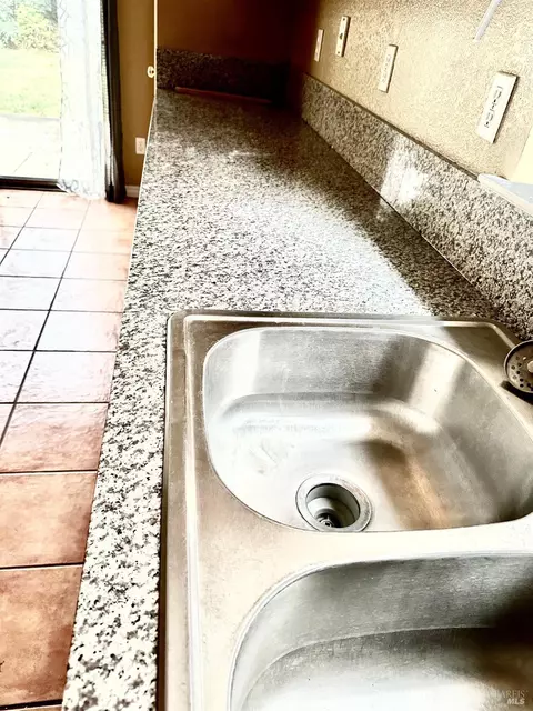 815 Bounds Dr, Dixon, CA 95620 photo 10