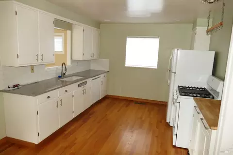 513 W Mill St, Ukiah, CA 95482 photo 7