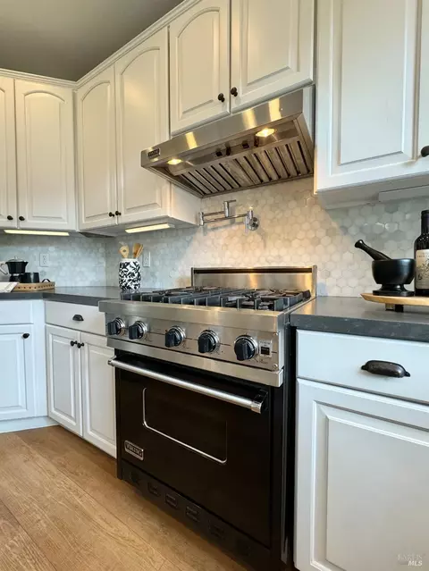 22 Quicksilver Ln, Napa, CA 94558 photo 12