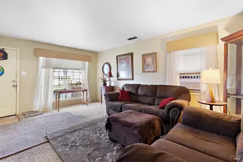 758 Elmwood Ave, Vallejo, CA 94591 photo 4